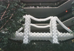Brigde balloonsculpture