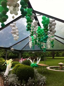 tent ceiling balloons