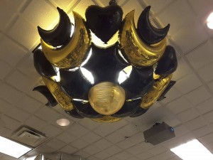 foil balloon chandelier